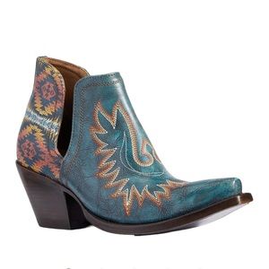 Limited Edition Ariat X Pendleton Dixon Ankle Boots